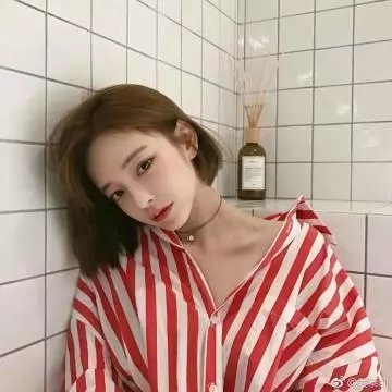她在梦中跳舞
